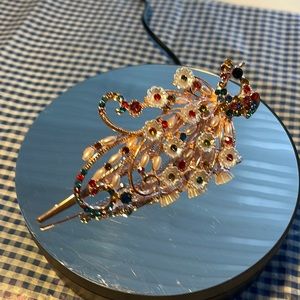 Beautiful peacock hair clip never used